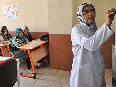 2 yılda 28 Şubat mağduru 1024 öğretmen atandı