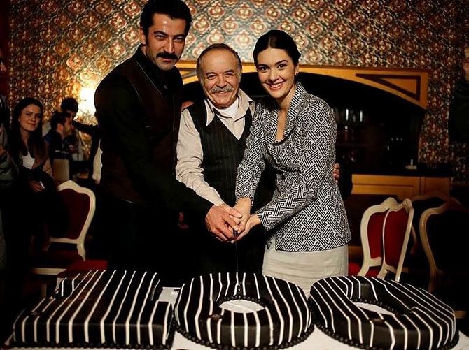 Bergüzar Korel, Arjantin'de seçim vaadi oldu