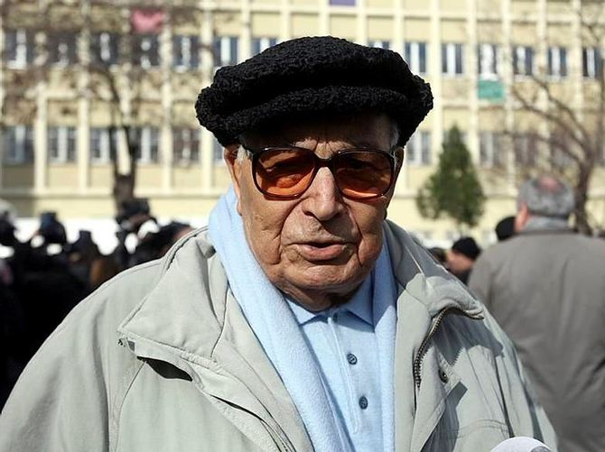 Yaşar Kemal'in oğlu konuştu: Bu bir mucize