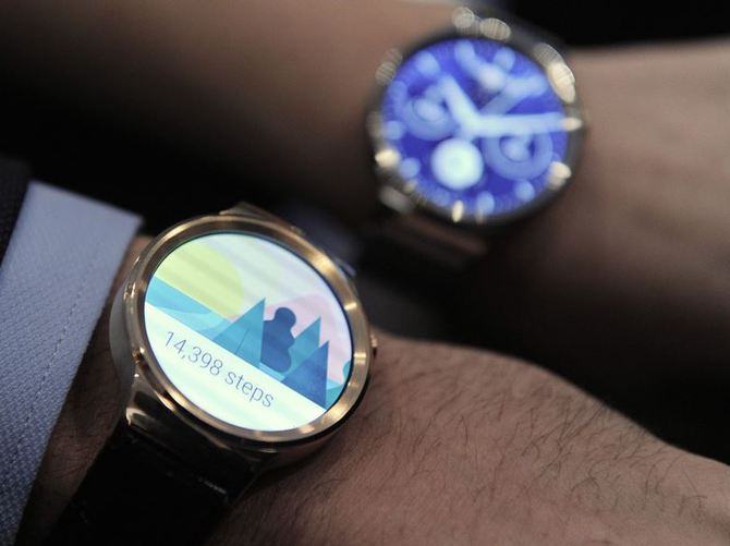 Huawei'den hem klasik hem de akıllı saat: Huawei Watch