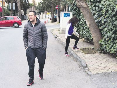 Sarp Apak aşkı atak