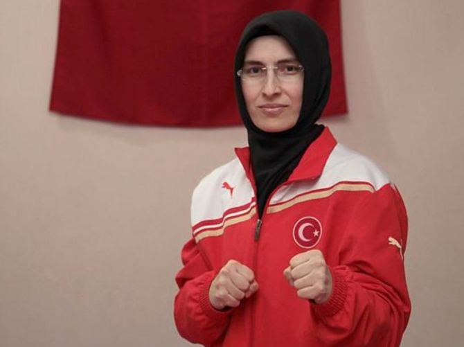 Kadınlar şiddete karşı tekvando öğrensin