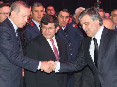 Abdullah Gül'ün dönüşü için iki şart
