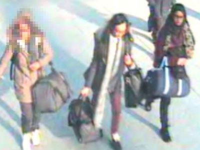 İngiliz kızların aileleri polisi suçladı