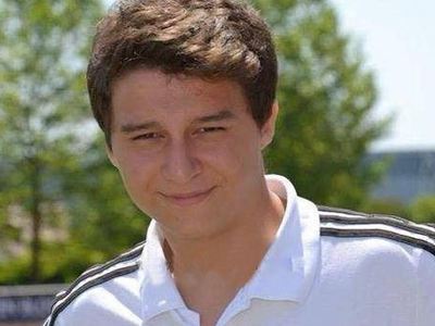 Beşiktaş'ın genç kalecisi Servet Dündar ölümle pençeleşiyor