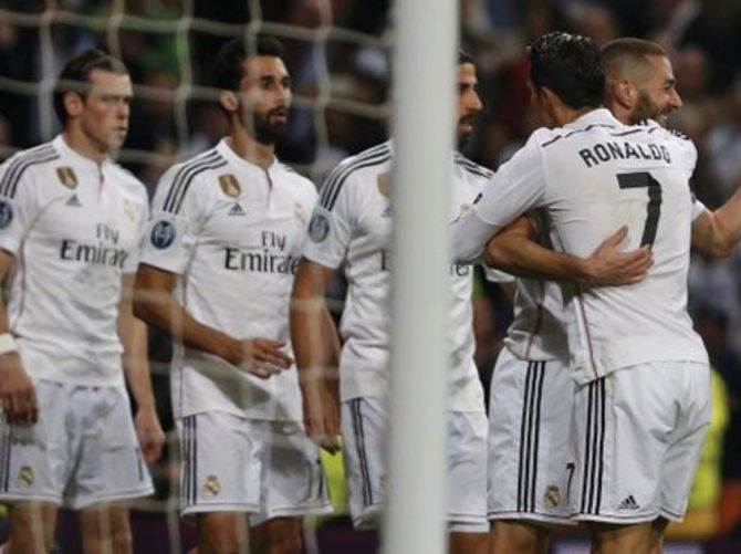Ronaldo rekor kırdı, Real Madrid turladı!