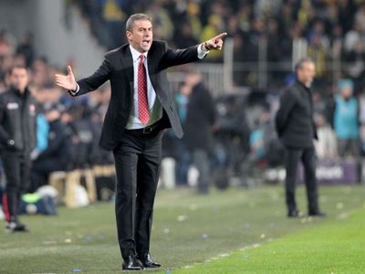 Hamzaoğlu: Fenerbahçe kollanıyor!