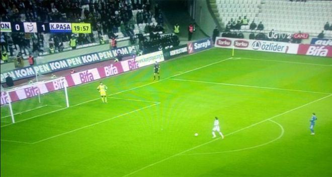 Türk futbol tarihine geçecek olay - 2