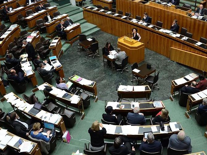 Avusturya iğrenç yasayı onayladı