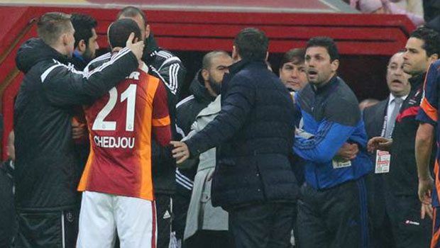 Arena'da olay! Saha karıştı - 1