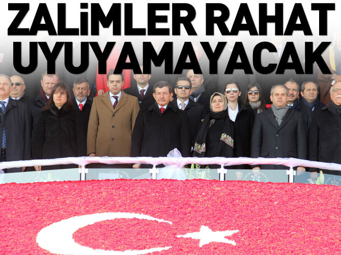 Davutoğlu: Zalimler rahat uyuyamayacak