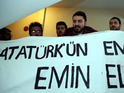 CHP Trabzon İl Başkanlığındaki "işgal" eylemi sürüyor
