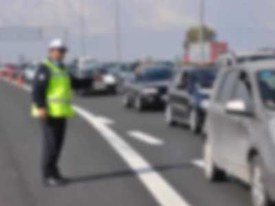 TEM'de otomobilden cephanelik çıktı
