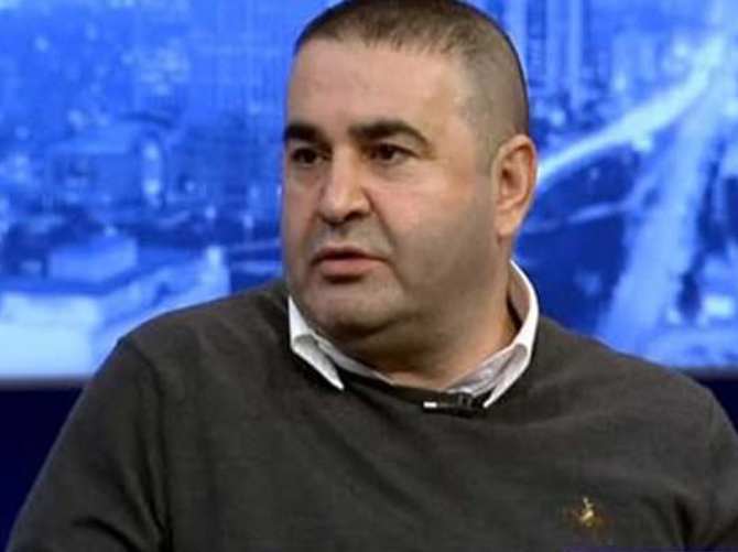 Şafak Sezer'den şok küfür!