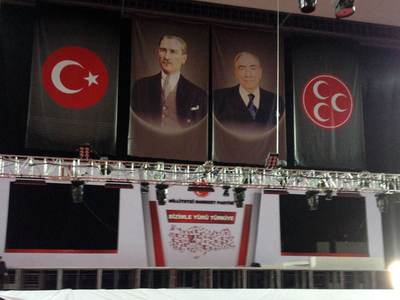 MHP'de kurultay günü