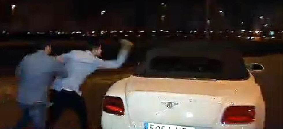 Bale'a şok saldırı! Aracı yumruklandı - 1
