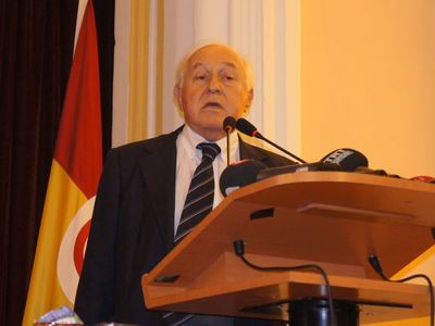 Yarsuvat: "Fenerbahçe ile ilişkileri düzeltmek istiyorum"