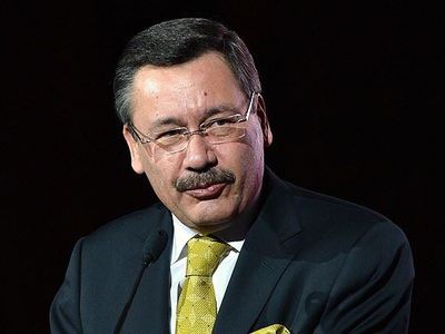 Başbakan Davutoğlu Gökçek'i kabul etti