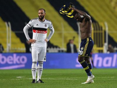 Emenike'nin cezası belli oldu!