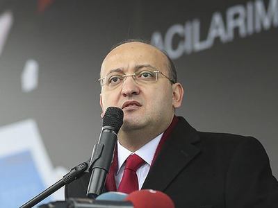 Yalçın Akdoğan: Biz mazlumun kimliğini sormuyoruz