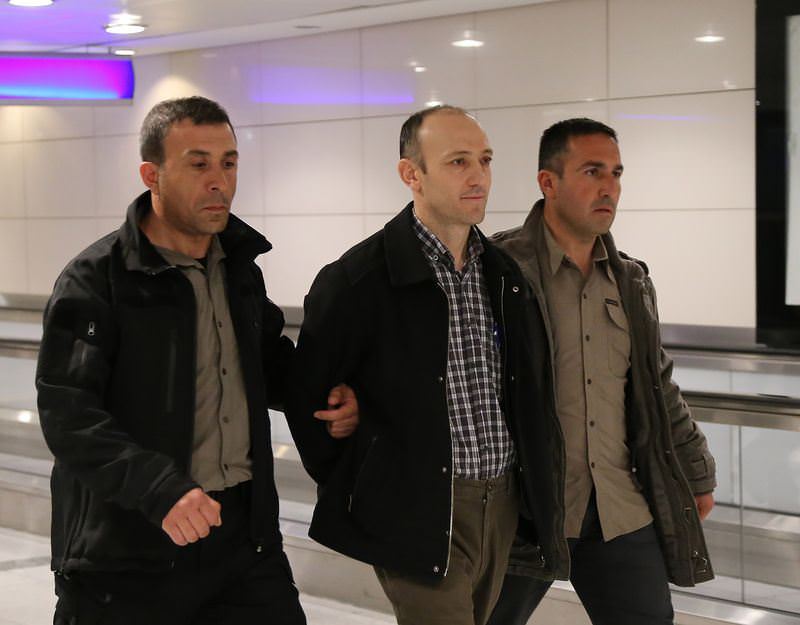 ’Böcekçi’ polisler Türkiye’ye getirildi