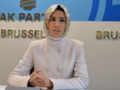 'Kadını ezen uygulamaları en çok Batı'da görürsünüz'