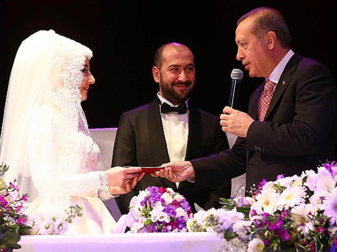 Cumhurbaşkanı Erdoğan nikah şahidi oldu