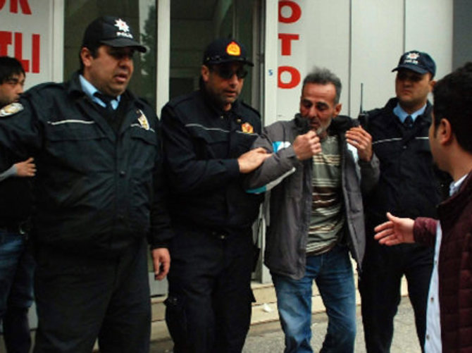 İki oğlu öldürülen baba ölmek istedi