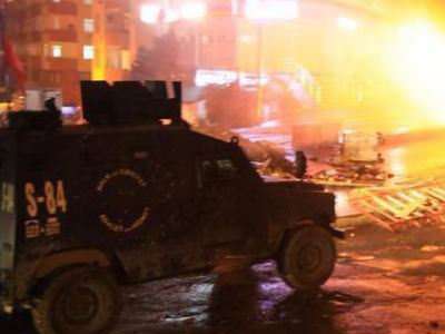 Gazi Mahallesi ve Okmeydanı'nda polis müdahalesi