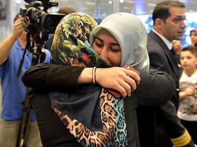Sana'daki 185 Türk vatandaşı İstanbul'a getirildi