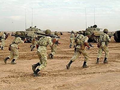 Pakistan sınırında 8 İran askeri öldürüldü!