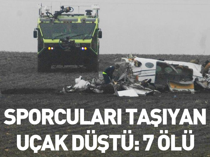 Sporcuları taşıyan uçak düştü: 7 ölü