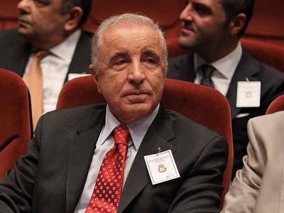 Ünal Aysal aday olmuyor