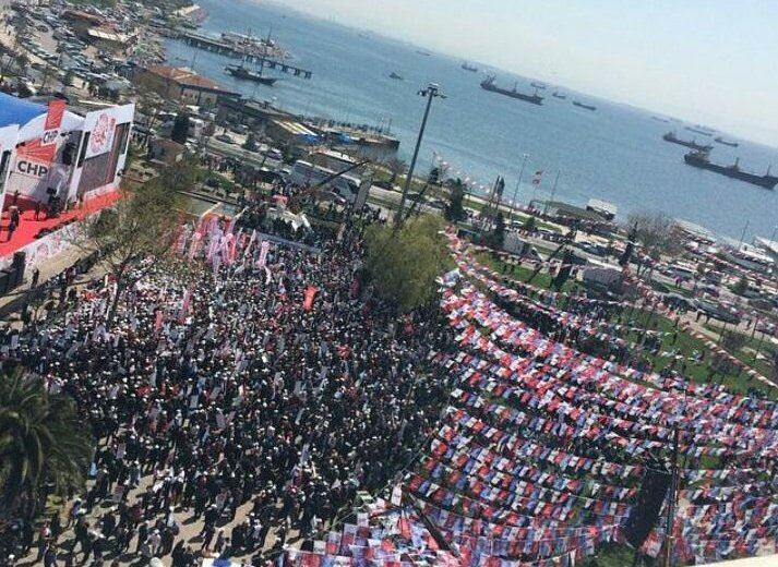 CHP ilk mitinginde hüsrana uğradı