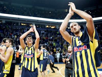Fenerbahçe Ülker şov yaptı