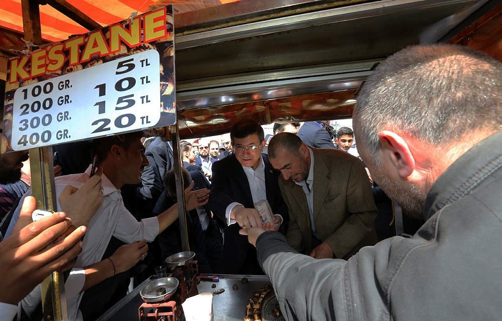 Başbakan Davutoğlu İstanbul'da
