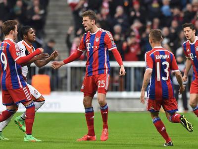 Bayern Münih Şampiyonlar Ligi'nde Porto'yu ezerek eledi