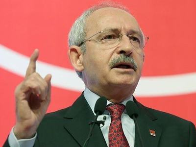 CHP çok tartışılan o sloganı değiştirdi