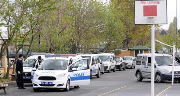 Tenefüse çıkan öğrenciler pompalı tüfekle vuruldu! - 1