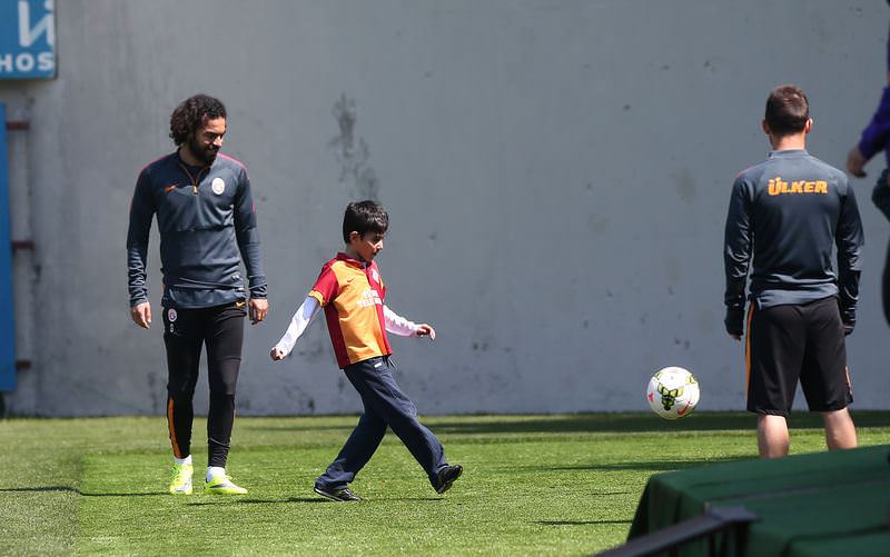 Şehit savcı Mehmet Kiraz'ın oğlu Galatasaray idmanında - 1