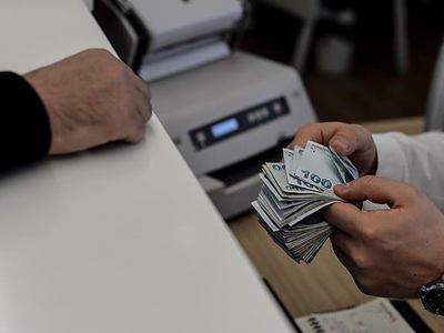 Emekliye zam Resmi Gazete'de