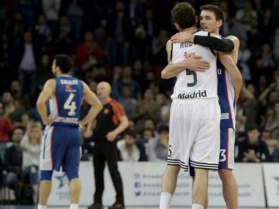 Anadolu Efes, Final Four şansını yitirdi