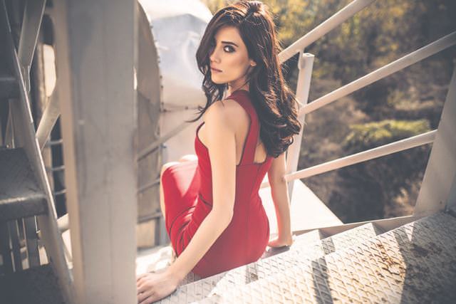 Cansu Dere ile Engin Öztürk basını görünce kaçtı - 2