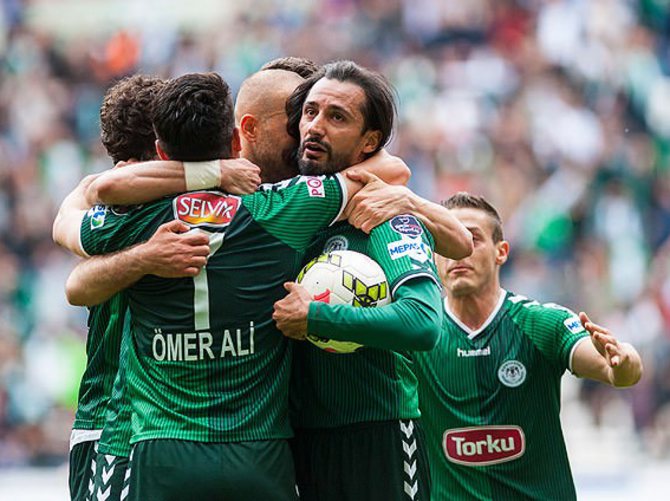 Konyaspor geriden geldi