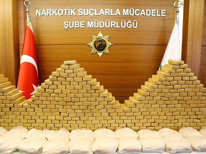 İstanbul'da 358 kilogram eroin ele geçirildi!