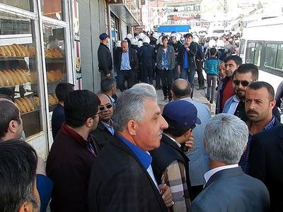 Başkale'de AK Partililere saldırı
