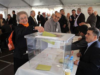 Almanya'da ilk gün 4 bin 800 oy kullanıldı