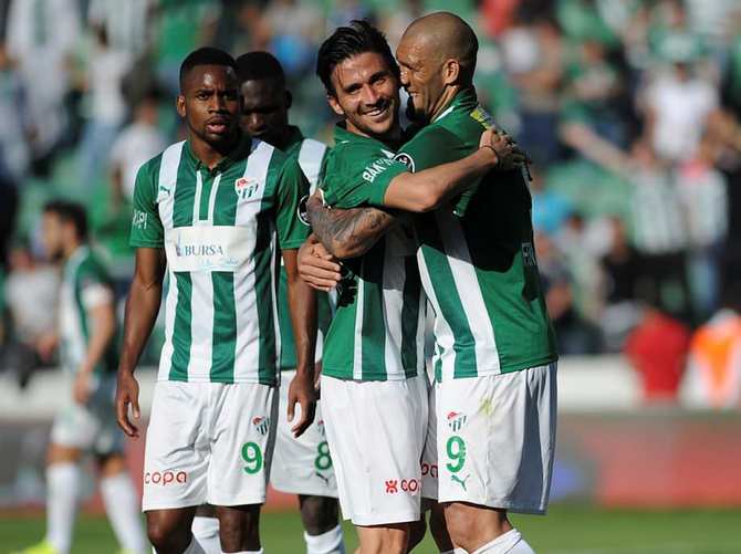 Bursaspor, Karabükspor'u 7 bitirdi!