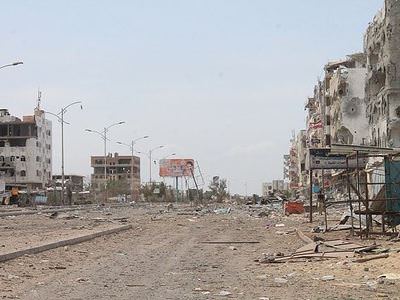 Husiler "Aden'in kalbi"nde kontrolü ele geçirdi