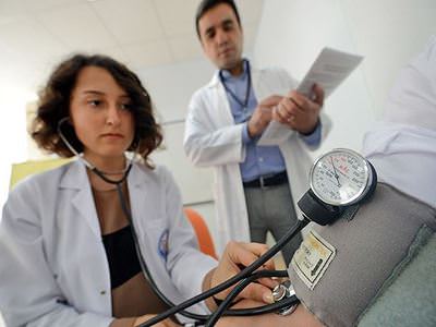 En itibarlı meslek doktorluk